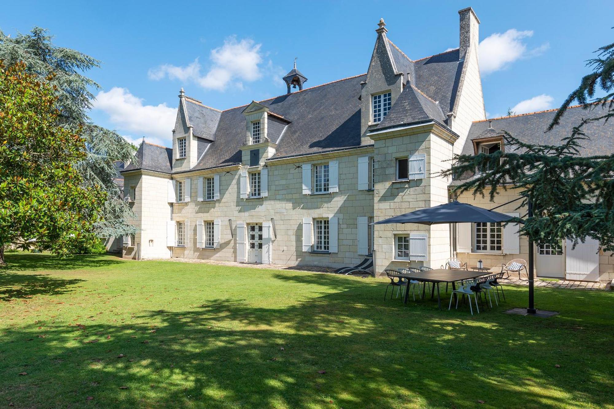 Chateau De La Ronde Vivy Exteriör bild